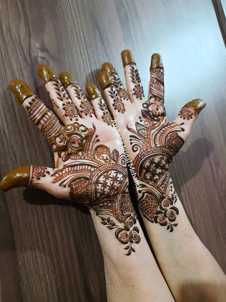 Archana Bridal Mehndi Art